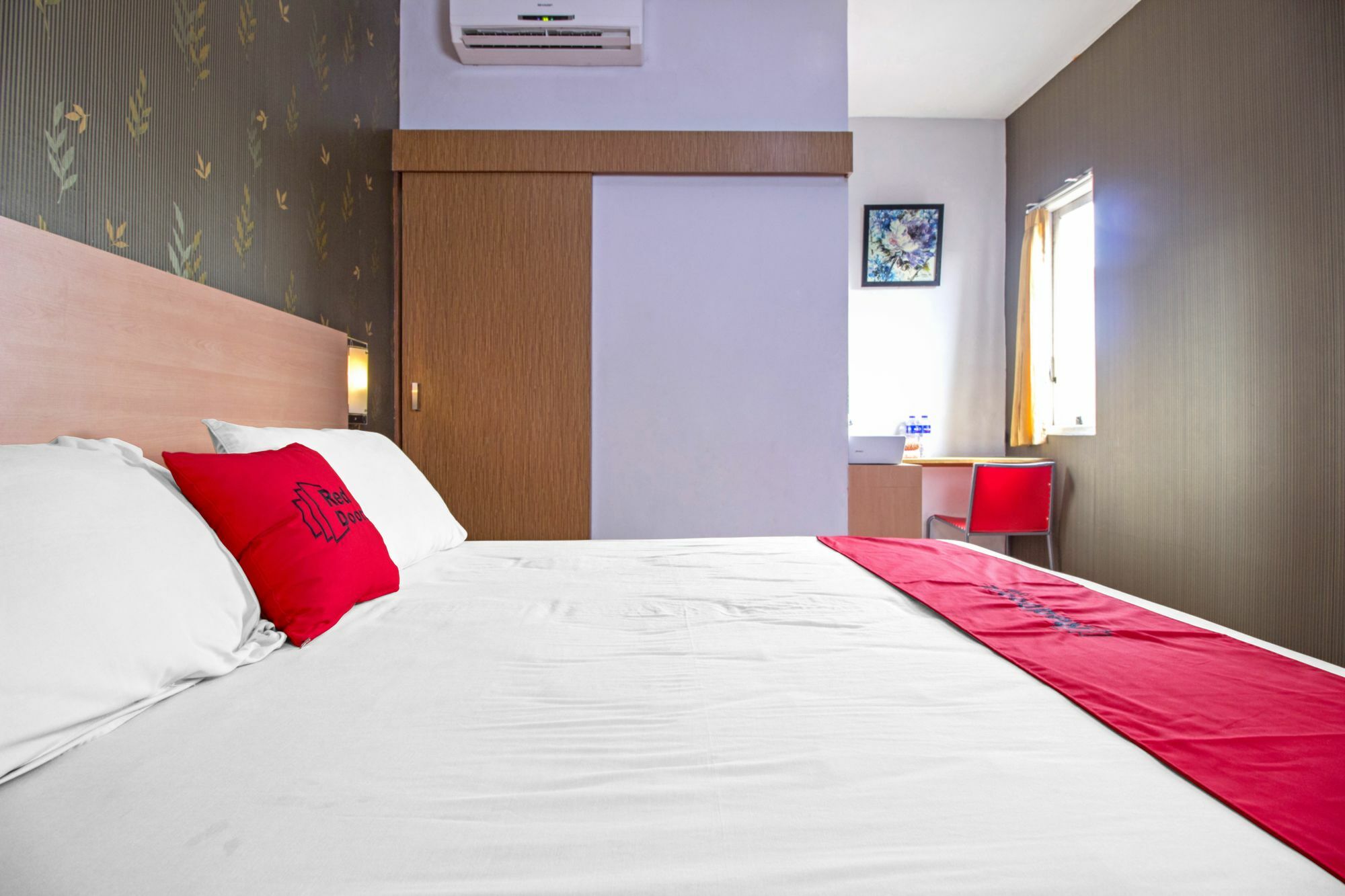 Reddoorz Syariah Near Btc Fashion Mall Bandung Exterior photo