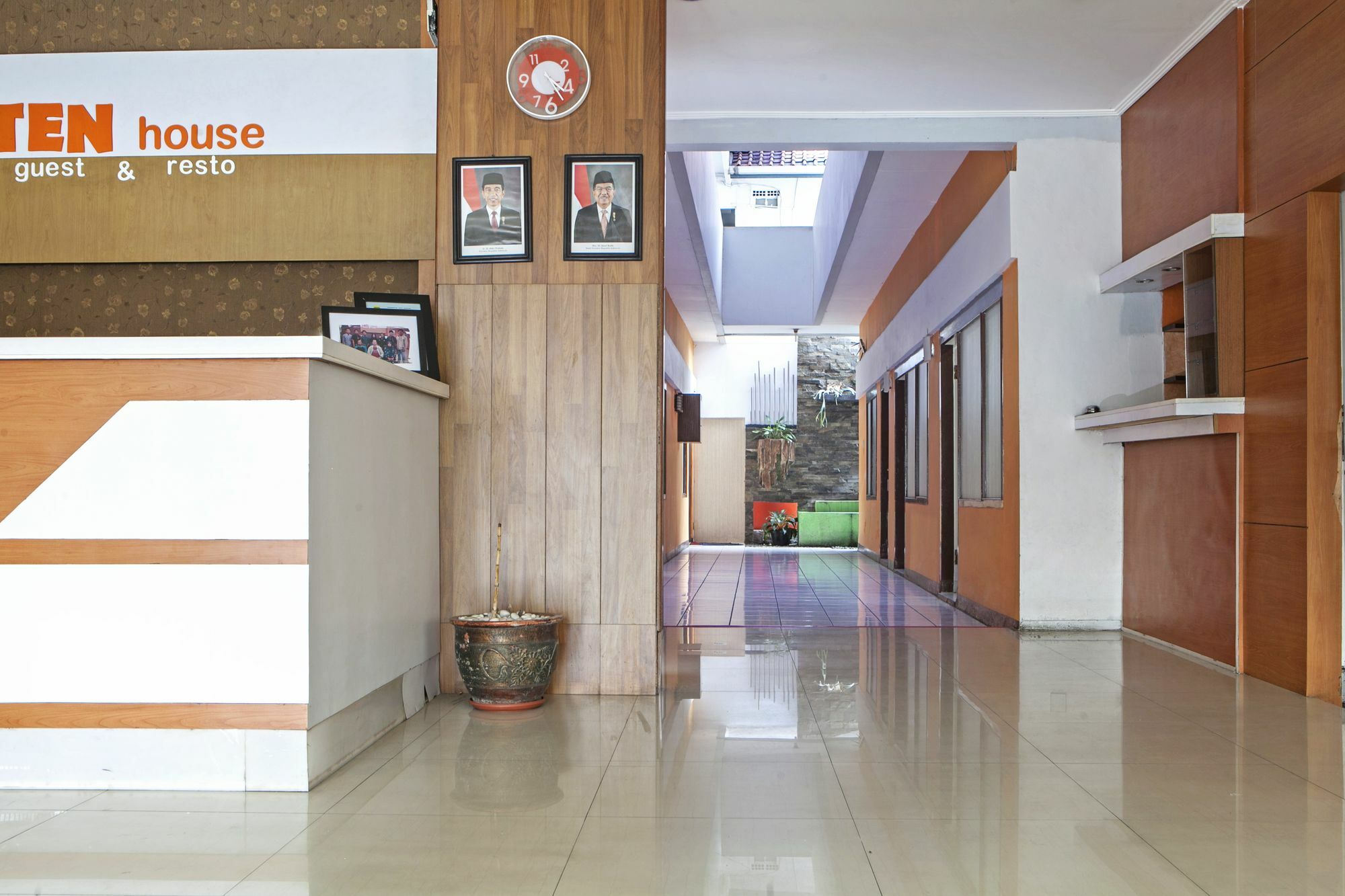 Reddoorz Syariah Near Btc Fashion Mall Bandung Exterior photo